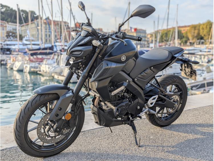 YAMAHA MT-125 ABS