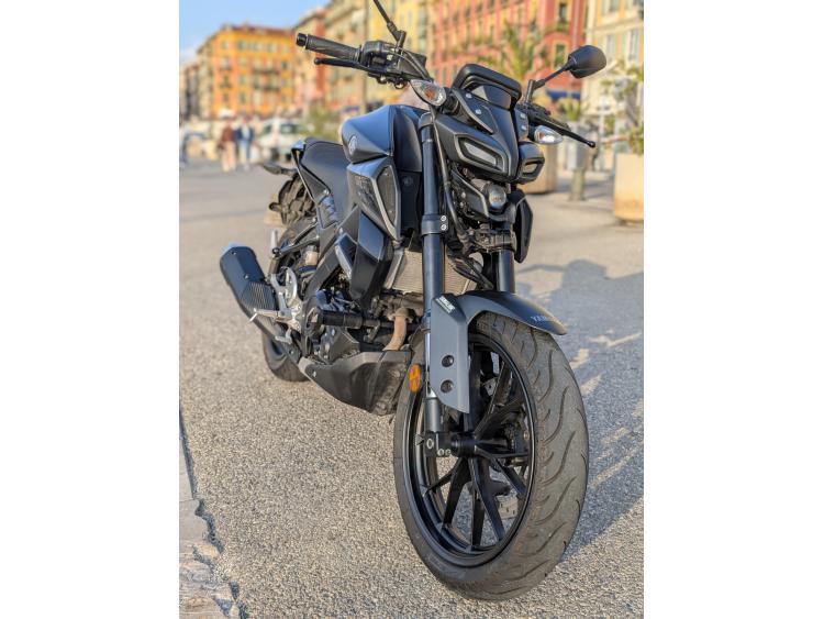 YAMAHA MT-125 ABS
