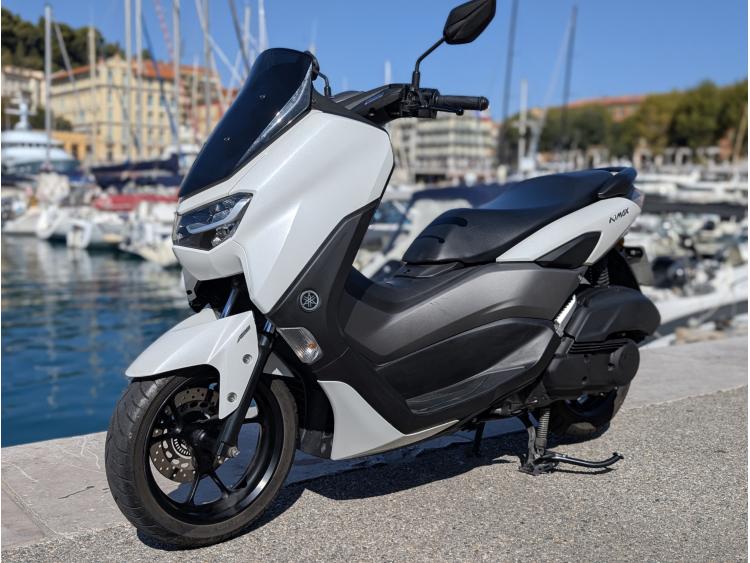 YAMAHA NMAX 125