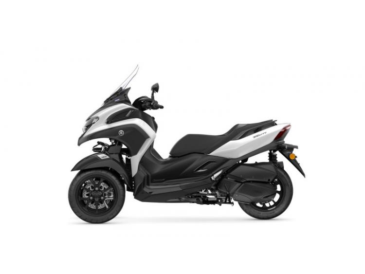 YAMAHA TRICITY 300 (25)