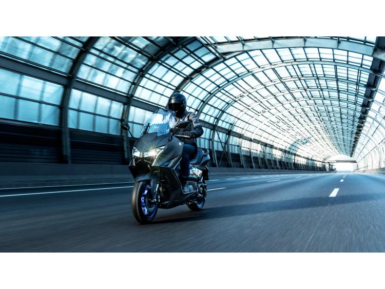 YAMAHA XP T-MAX 560