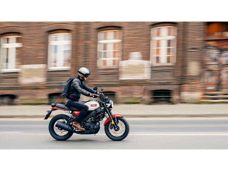 YAMAHA XSR 125