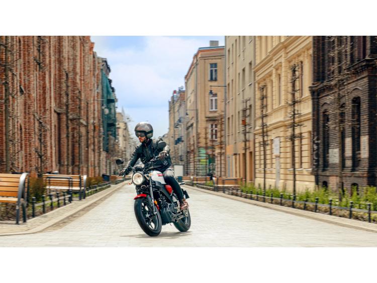 YAMAHA XSR 125