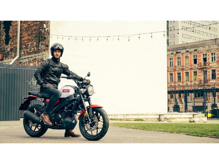 YAMAHA XSR 125