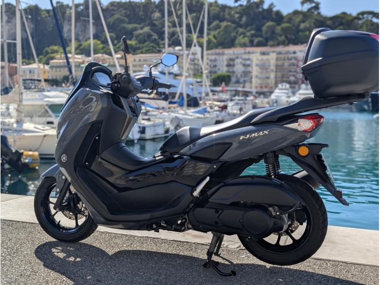 YAMAHA NMAX 125
