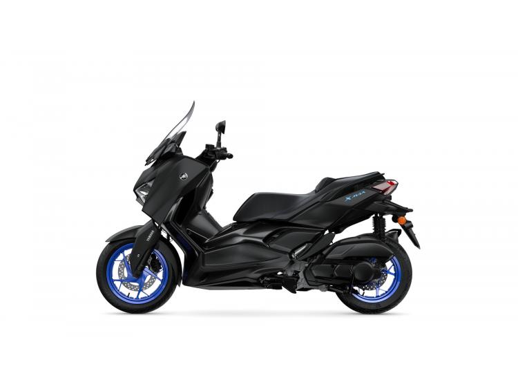 YAMAHA XMAX 125